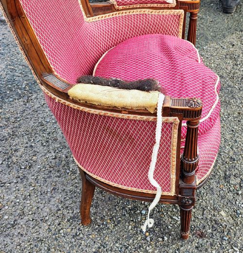 SUPERB FRENCH MAHOGANY WING ARMCHAIR - ADDITIONAL PHOTO 5