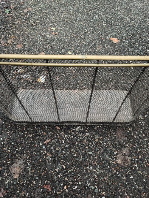 ANTIQUE NURSERY FENDER WITH CLOTHES RAIL - ADDITIONAL PHOTO 6
