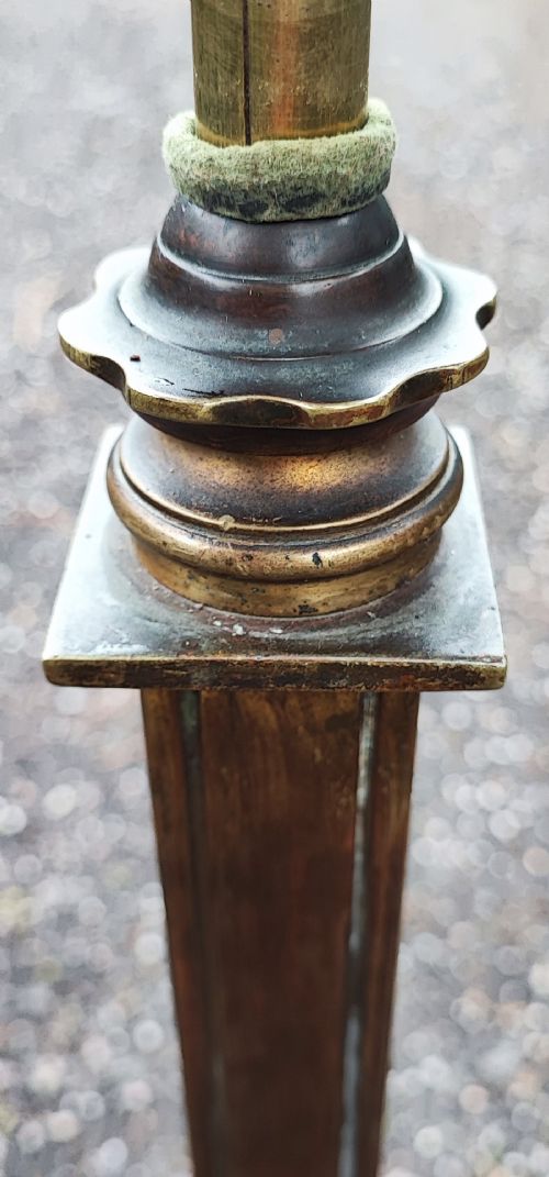 FINE EDWARDIAN BRASS STANDARD LAMP - ADDITIONAL PHOTO 2