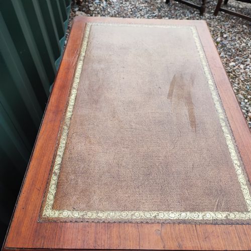 FINE MAHOGANY ANTIQUE WRITING TABLE - ADDITIONAL PHOTO 2