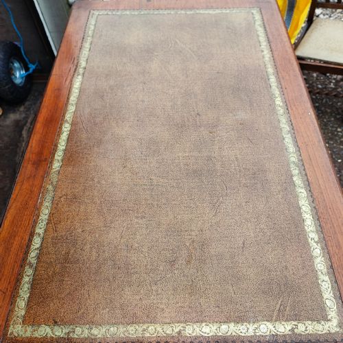 FINE MAHOGANY ANTIQUE WRITING TABLE - ADDITIONAL PHOTO 3