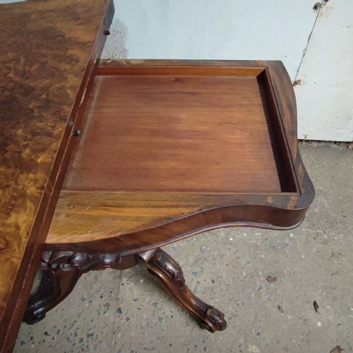 SUPERB BURR WALNUT SHAPED CARD TABLE - ADDITIONAL PHOTO 6