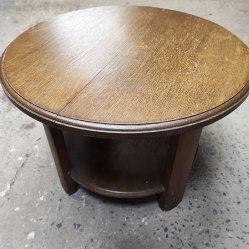 arts and crafts small oak coffee table - CATEGORY: ANTIQUE TABLES - DATED EDWARDIAN