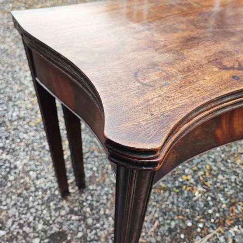 FINE GEORGIAN SERPENTINE MAHOGANY TEA TABLE - ADDITIONAL PHOTO 7