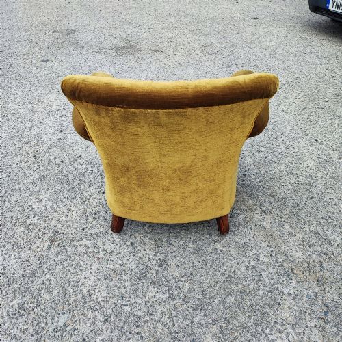 VICTORIAN MAHOGANY UPHOLSTERED ARM CHAIR IN THE STYLE OF HOWARD'S - ADDITIONAL PHOTO 2