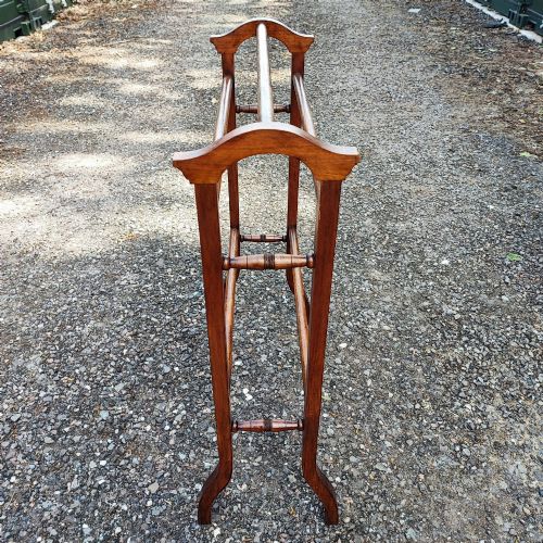 VICTORIAN WALNUT TOWEL RAIL - ADDITIONAL PHOTO 2