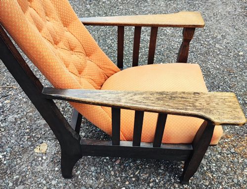 GOOD ANTIQUE OAK ARTS AND CRAFTS RECLINING ARM CHAIR - ADDITIONAL PHOTO 1
