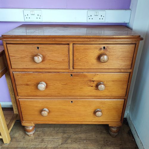 QUALITY VICTORIAN PINE CHEST OF DRAWERS