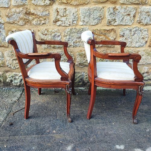 FINE ANTIQUE PAIR OF FRENCH ARM CHAIRS - ADDITIONAL PHOTO 2