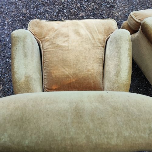 A PAIR OF VICTORIAN WALNUT UPHOLSTERED ARM CHAIRS - ADDITIONAL PHOTO 5