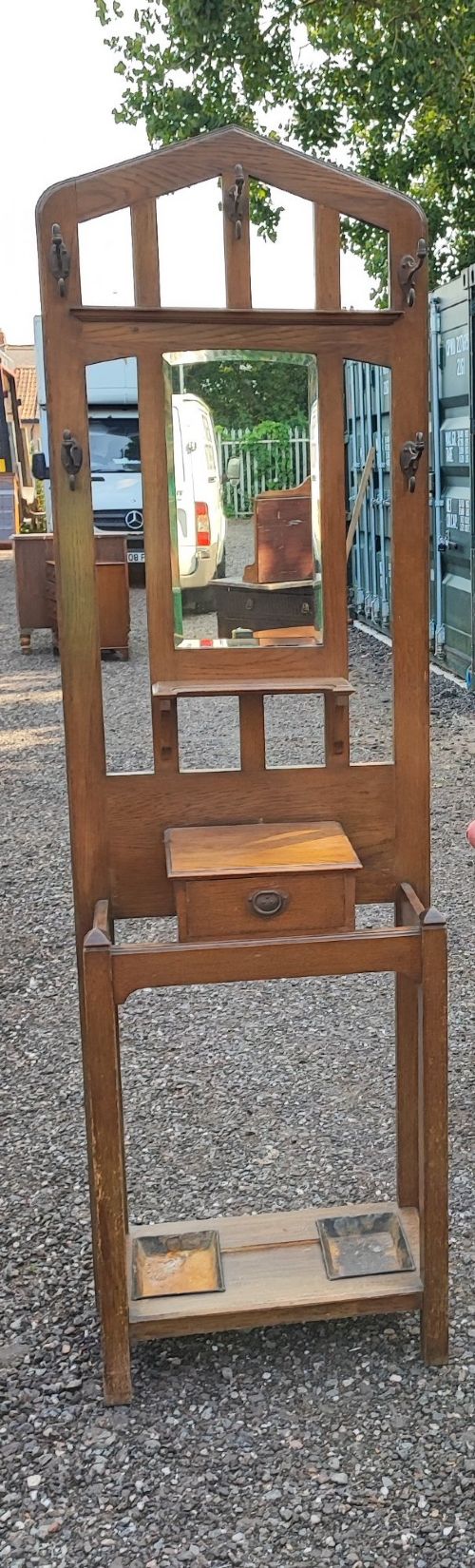 A VICTORIAN OAK HALLSTAND