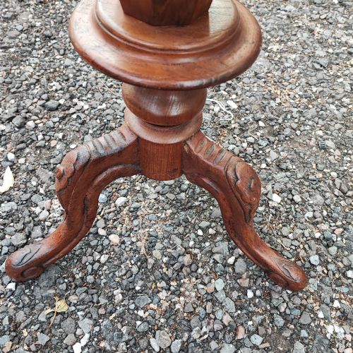 A VICTORIAN WALNUT TRUMPET WORK BOX - ADDITIONAL PHOTO 5