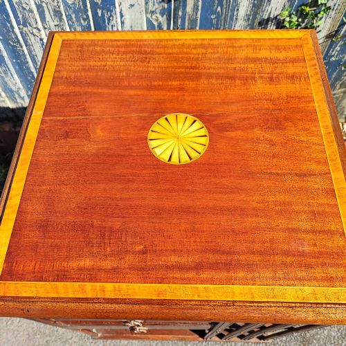 A FINE QUALITY INLAID MAHOGANY REVOLVING BOOKCASE - ADDITIONAL PHOTO 1