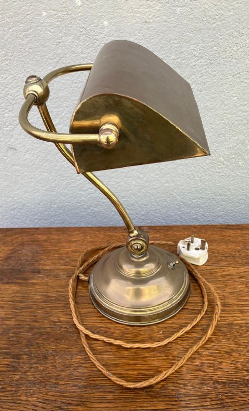 FINE ANTIQUE BRASS DESK LAMP