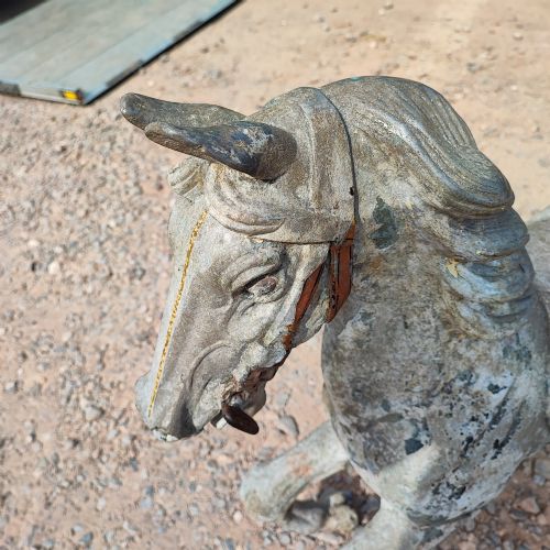 AN ANTIQUE METAL CAROUSEL HORSE - ADDITIONAL PHOTO 5
