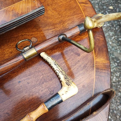 AN UNUSUAL CARVED FOX HEAD COUNTRY WHIP RACK - ADDITIONAL PHOTO 6