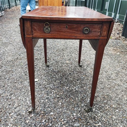 Georgian Mahogany Cross Banded Pembroke Table