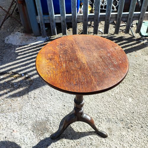 A Small Georgian Oak Tripod Oak Wine Table