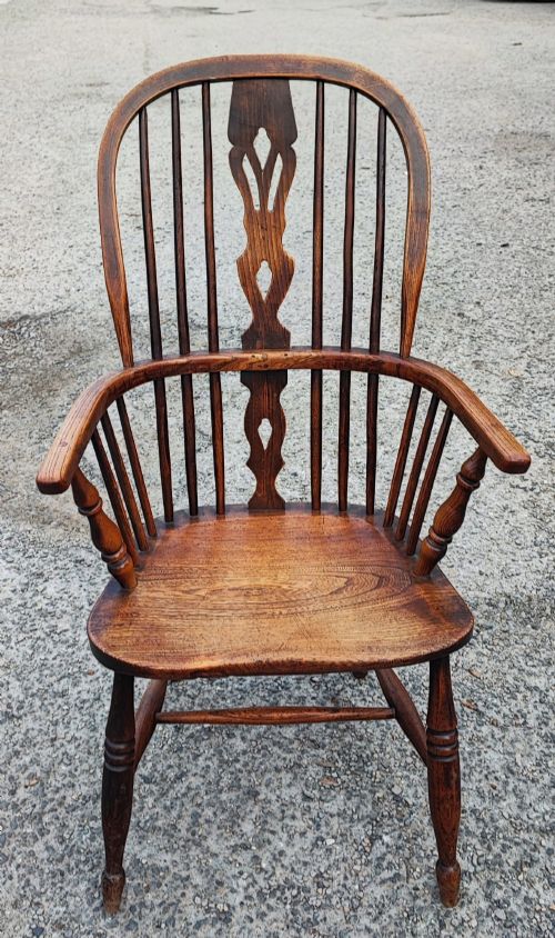 Antique Elm and Beach Windsor Arm Chair