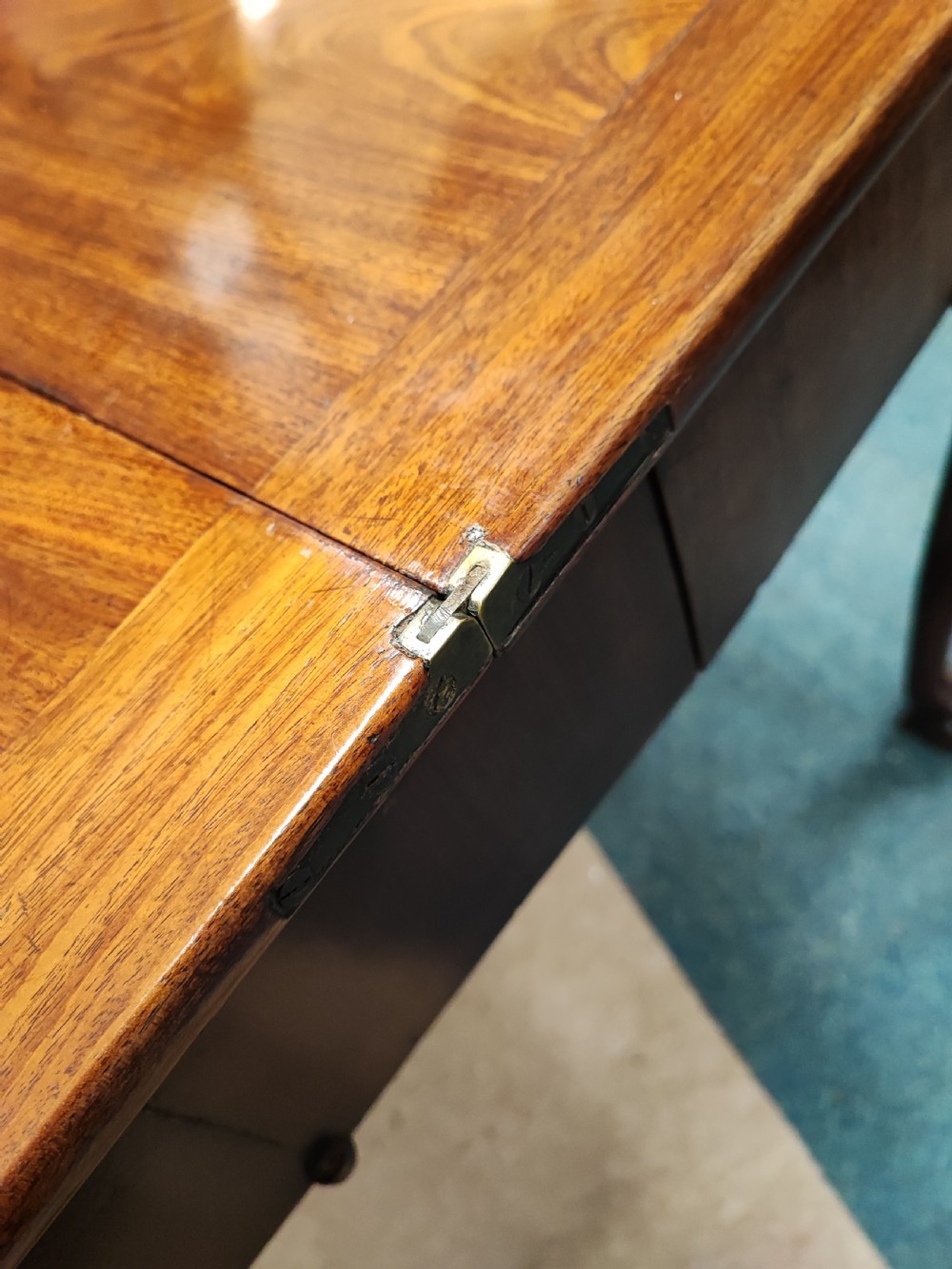 A fine George ll red walnut concertina tea table  View VII
