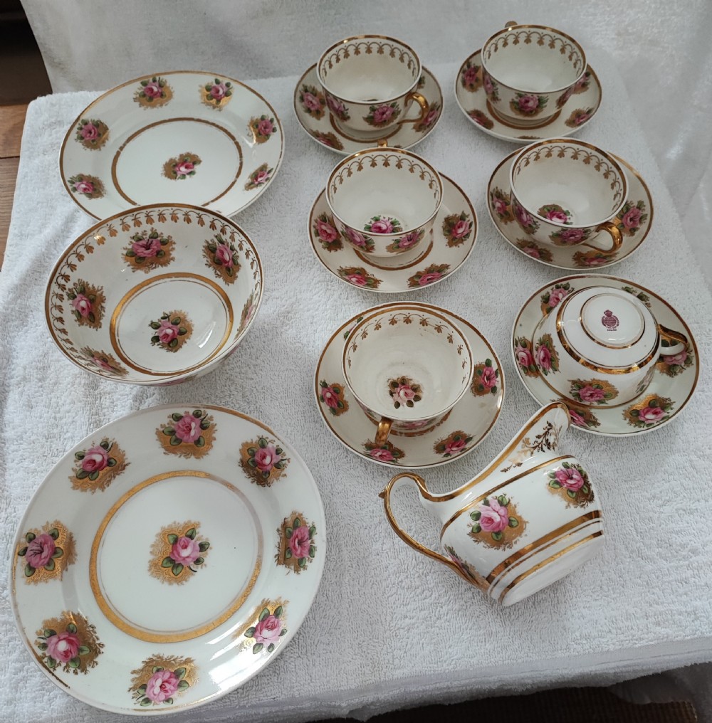 Pretty Minton's porcelain 6 person tea set.