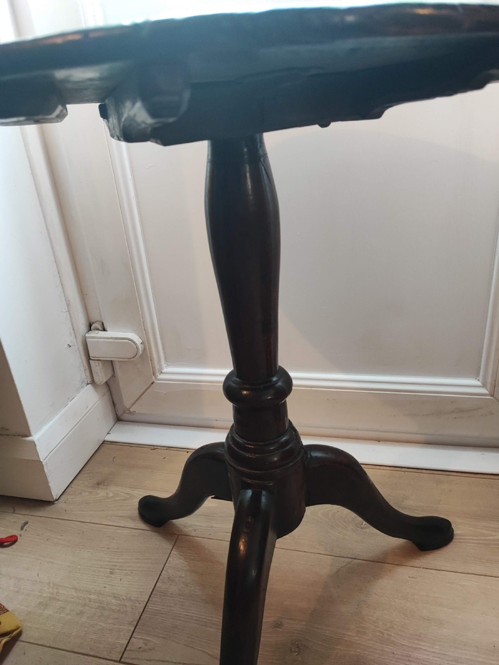 Early 18c small oak tripod table. View X