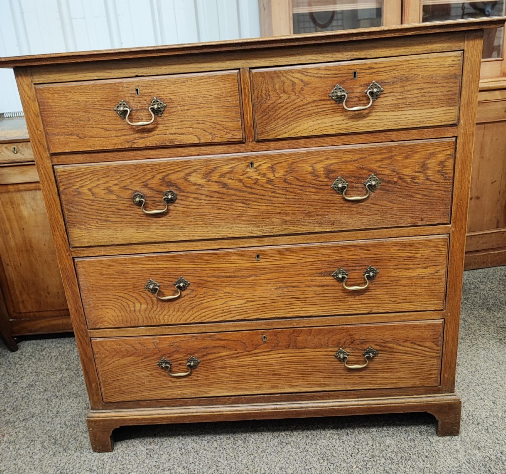 Antique light oak chest of drawers.