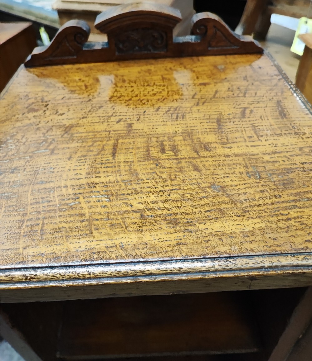 A fine burr Oak bedside cabinet. View VIII