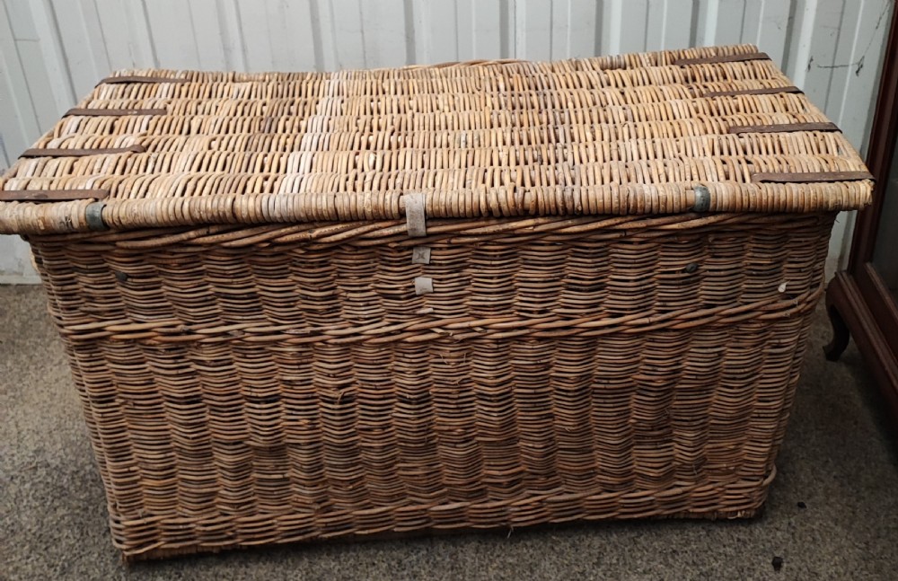 Antique wicker log or laundry basket of extra large size. View VIII