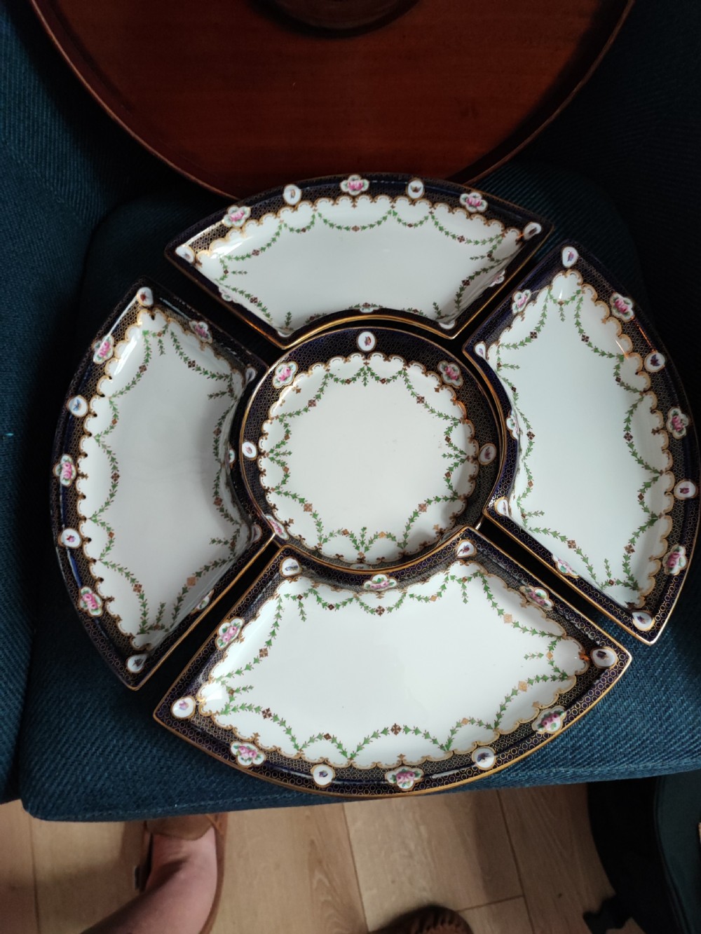 Stunning Copeland Spode hors doeuvres porcelain serving dishes in original mahogany tray. View XIII