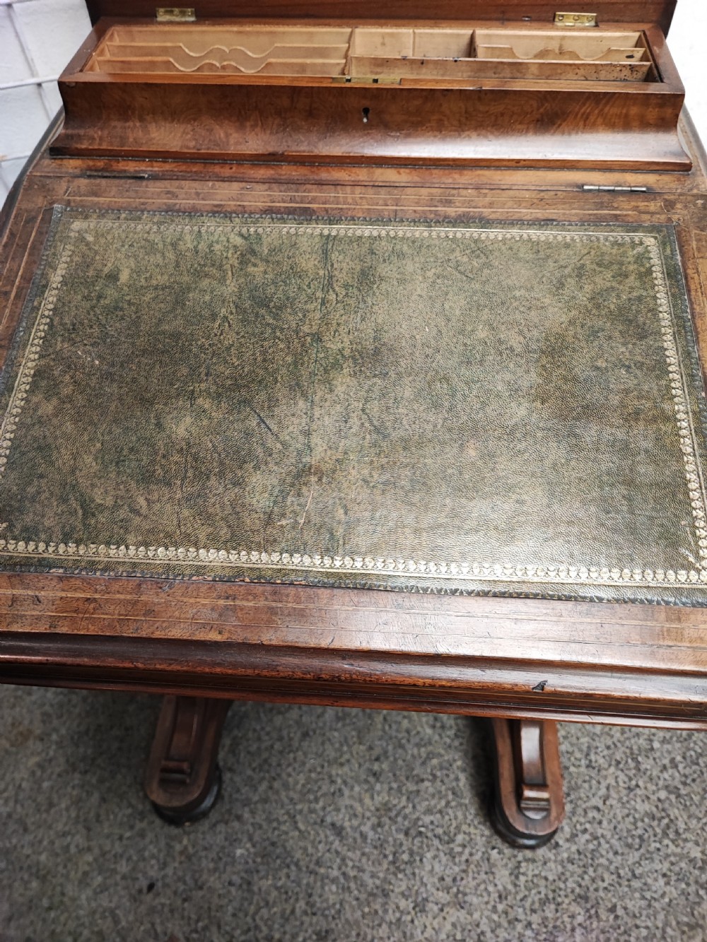 Victorian inlaid burr walnut Davenport. View IV