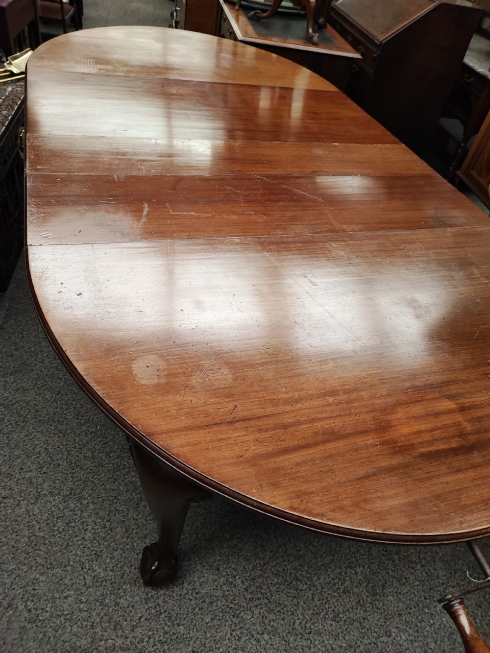 Victorian mahogany extendable dining table. View IV