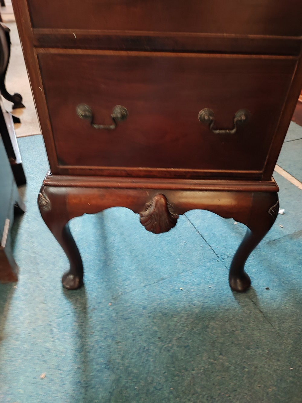 Antique mahogany tall chest of drawers. View VII