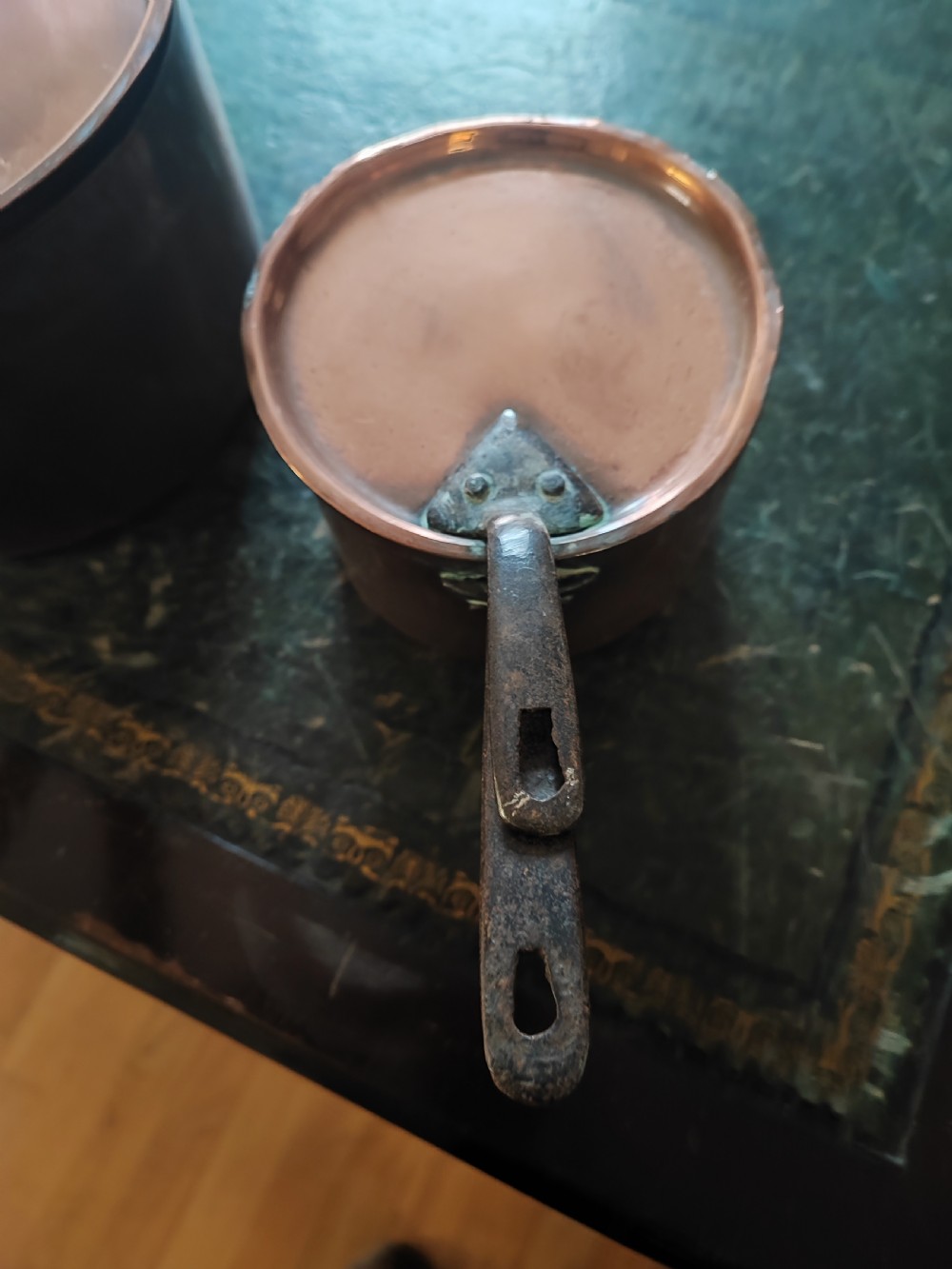 Set of 3 Georgian copper pot with lids. View IV