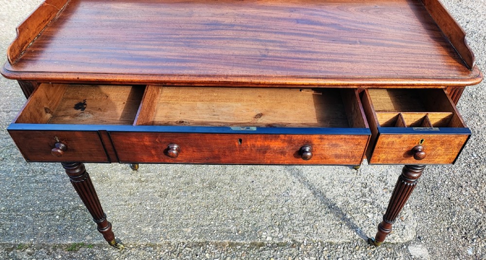 Superb Regency mahogany writing table. View XIV