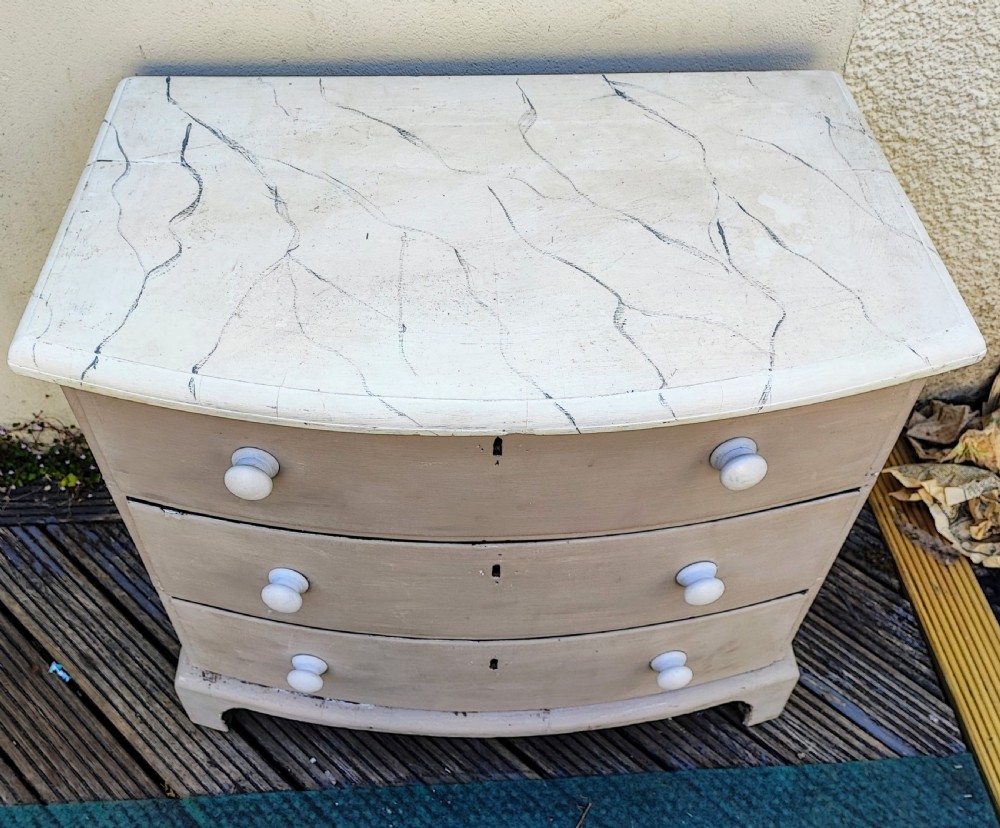 Georgian,painted small chest of drawers with bow front. View II