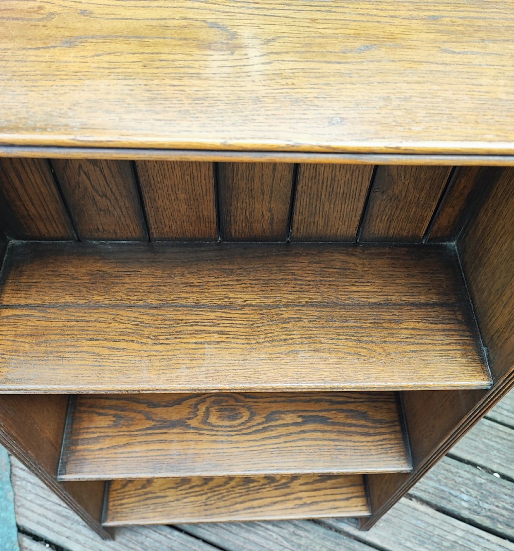 Edwardian oak open bookcase. View V
