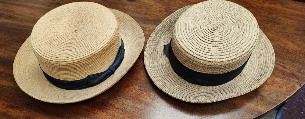 2 antique straw hats  View XI