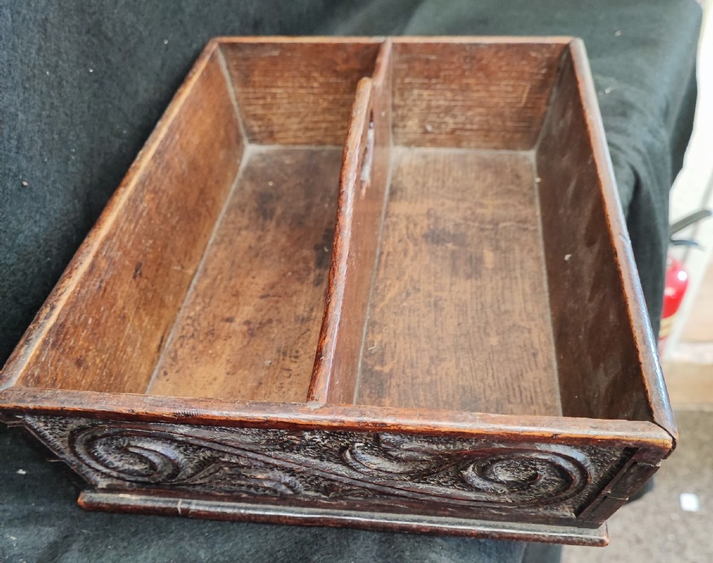 Georgian carved oak cutlery tray  View III