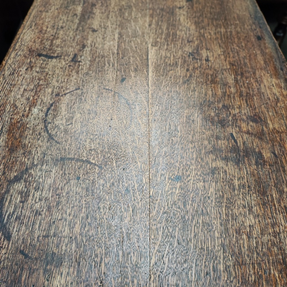 Georgian oak chest of drawers of small size  View III