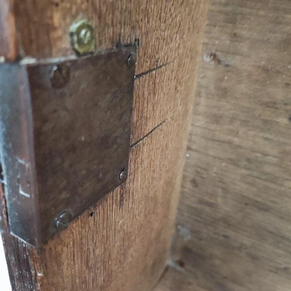 Georgian oak chest of drawers of small size  View IV