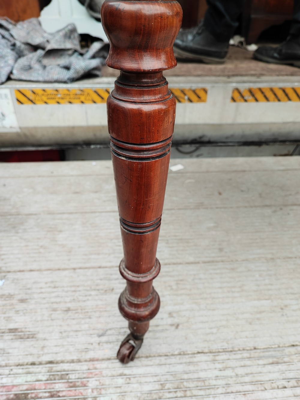Fine mahogany antique writing table  View VII