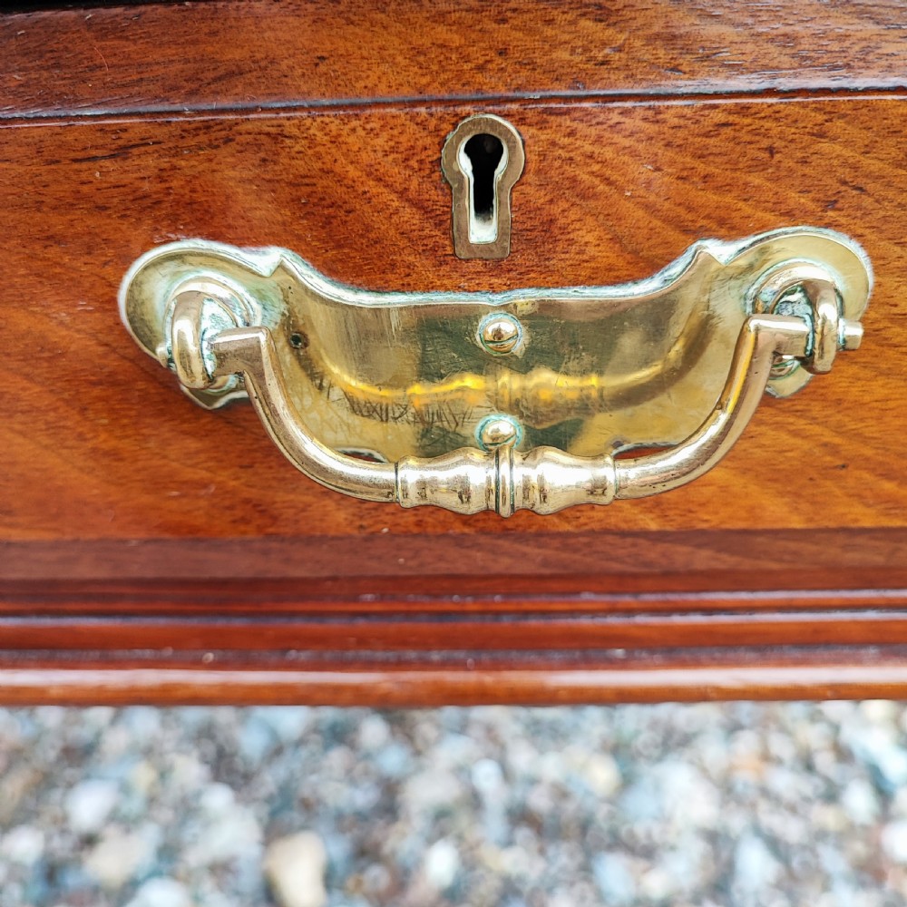 Fine mahogany antique writing table  View IX