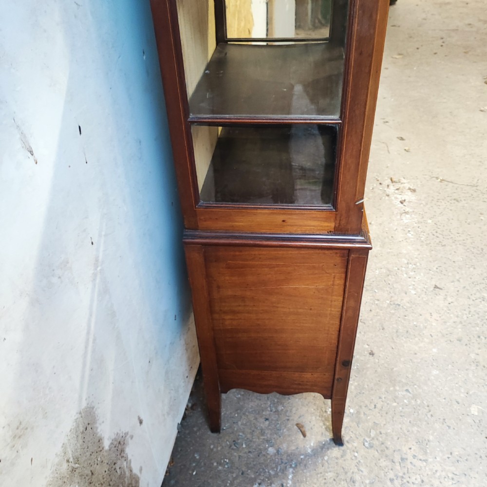 Quality tall and narrow display cabinet View V