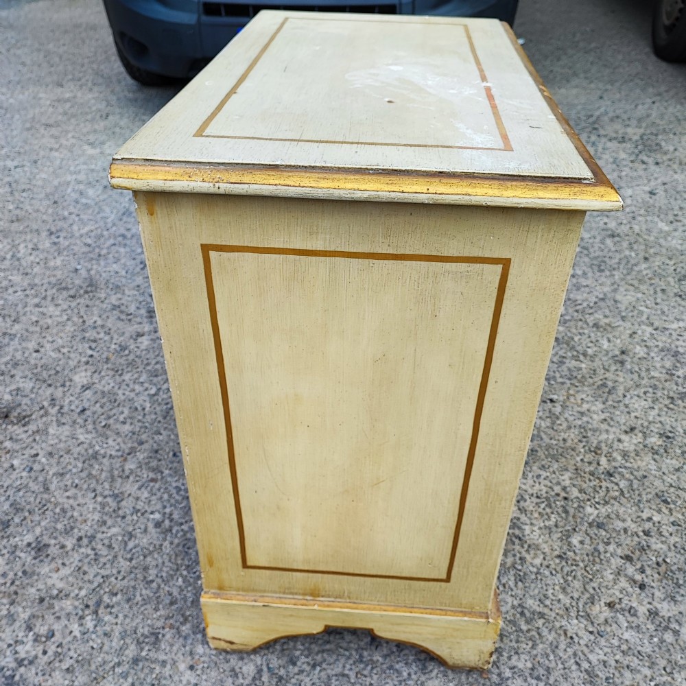 19c small painted chest of drawers View III