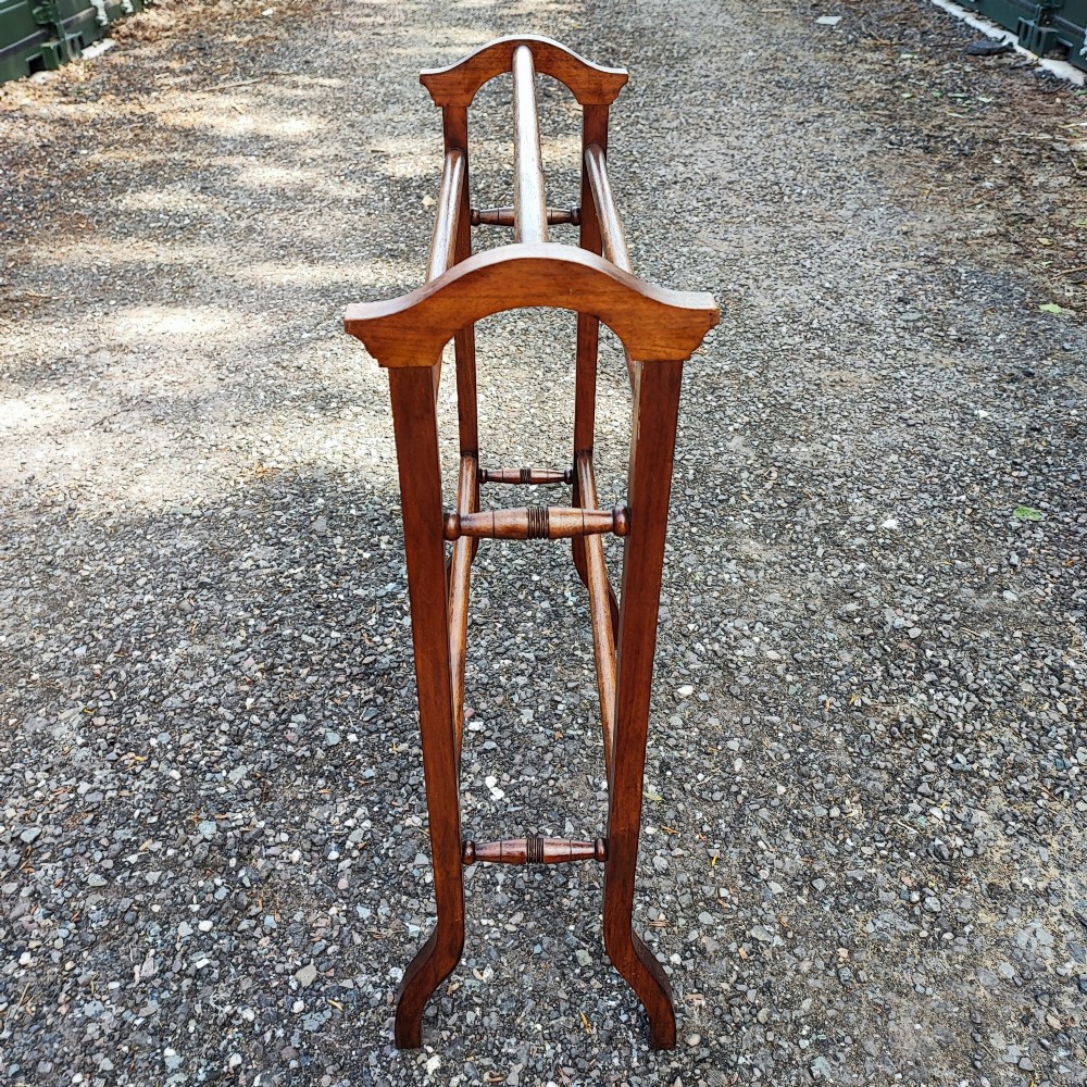 Victorian walnut towel rail View III