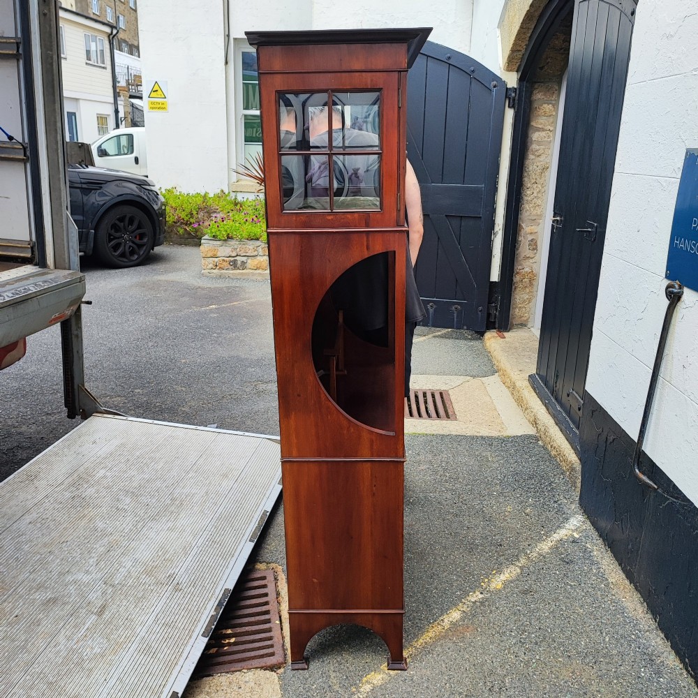 Superb arts  and crafts inlaid cabinet View XI