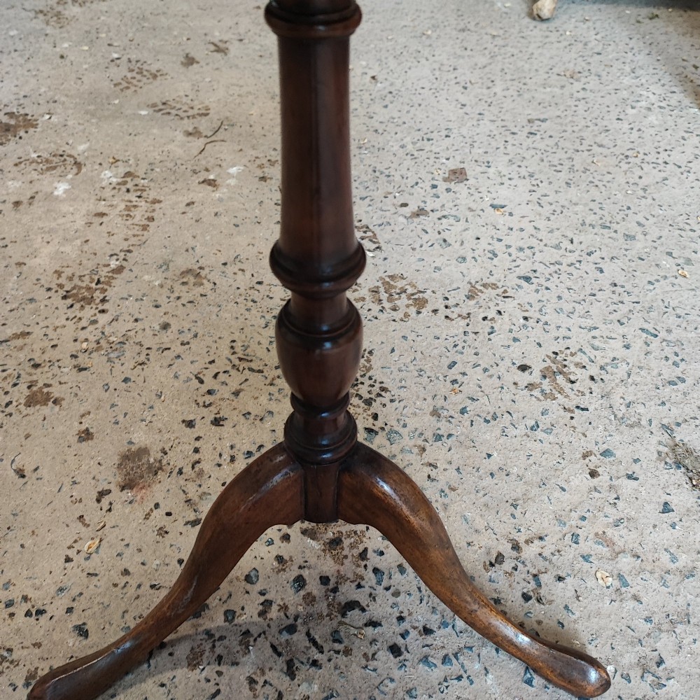 Edwardian mahogany wine table View III