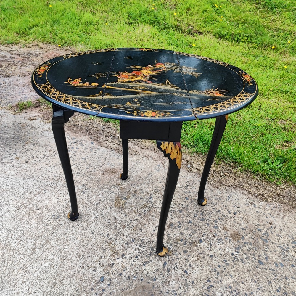 Good antique lacquered and japanned lamp side table View IV