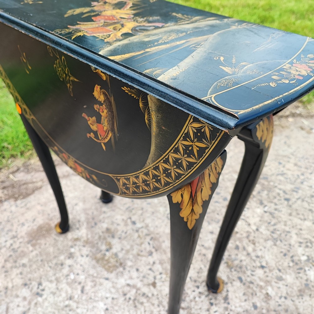 Good antique lacquered and japanned lamp side table View IX